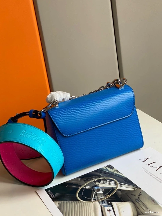 WIS VUITTON TWIST PM LOUIS 0308